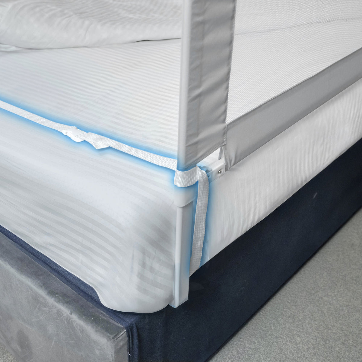 Premium Bettgitter sitzt bündig am Boxspringbett